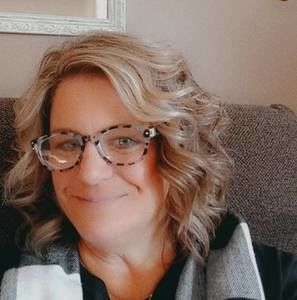 Meet your Posher, Shelly